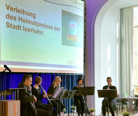 heimatpreis - bühne mit musikern