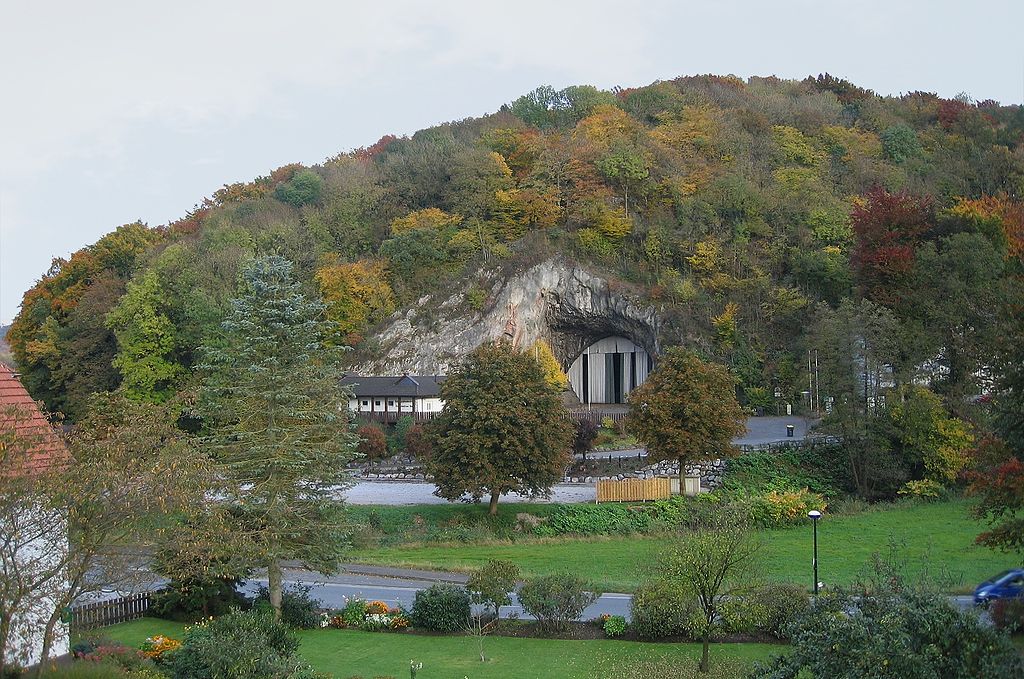 balver hoehle, aussenansicht